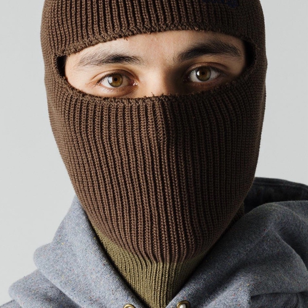 Balaclava Oatmeal Bodega